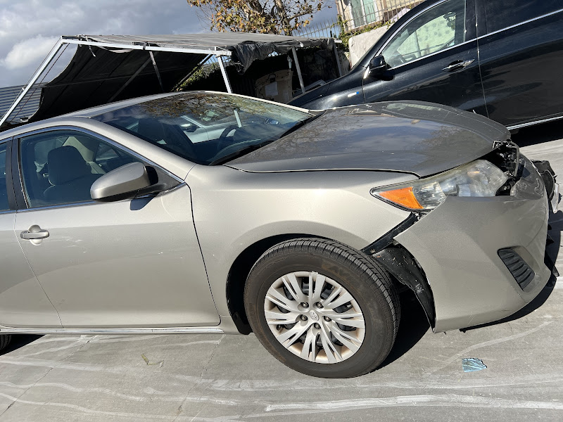 Phu's Auto Body 1