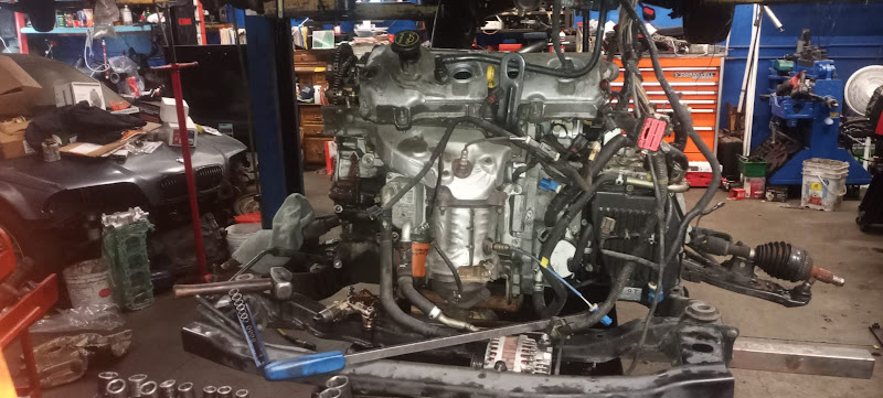 J. Sanchez Auto Repair & Mecanico general y Electrico & transmiciones 3