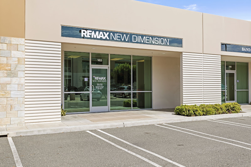 RE/MAX New Dimension