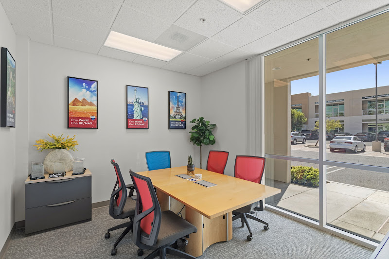RE/MAX New Dimension 5