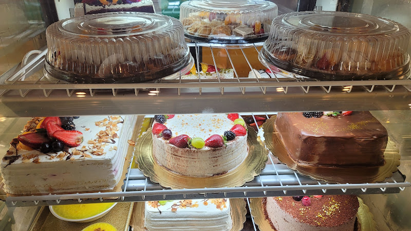 Assal Pastry 4
