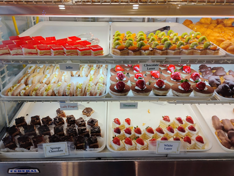 Assal Pastry 5