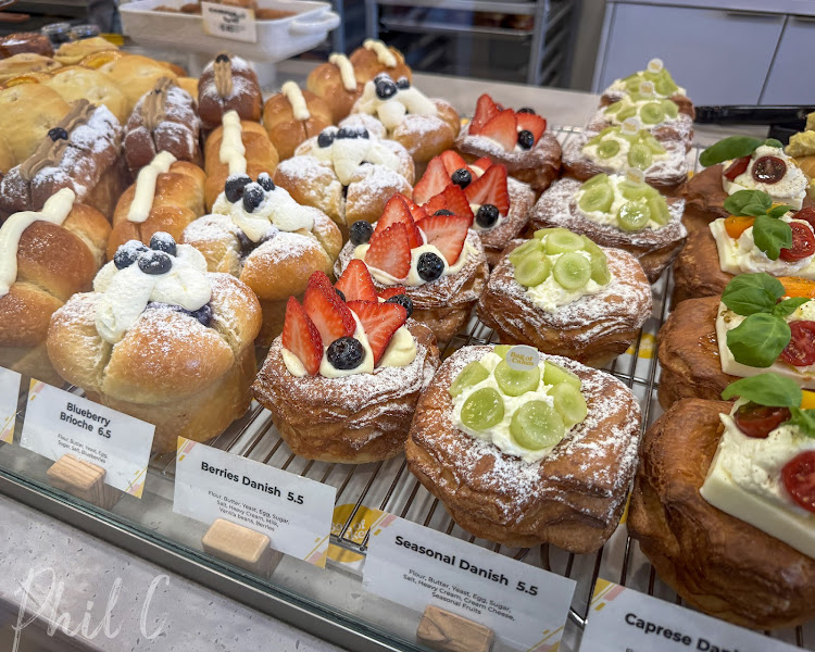 Bag of Cakes 4