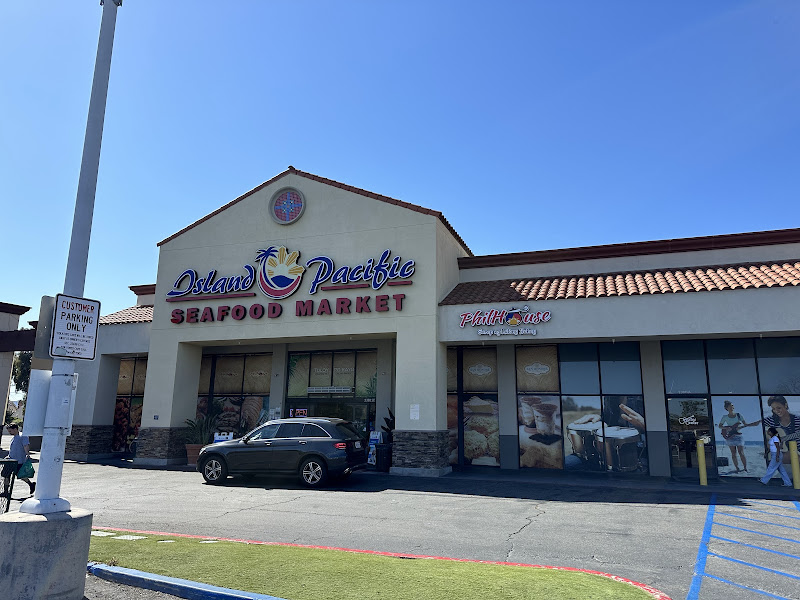 Island Pacific Supermarket and Seafood 1