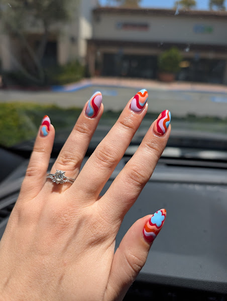 2EM Nail Lounge 4