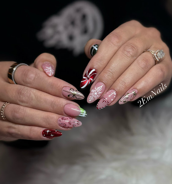 2EM NAIL PLACE 1