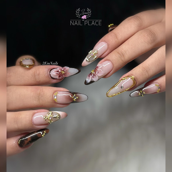 2EM NAIL PLACE 2
