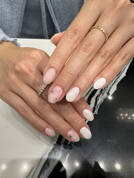 Pure Nail Bar 3
