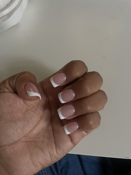 Vina Nails and Spa 2