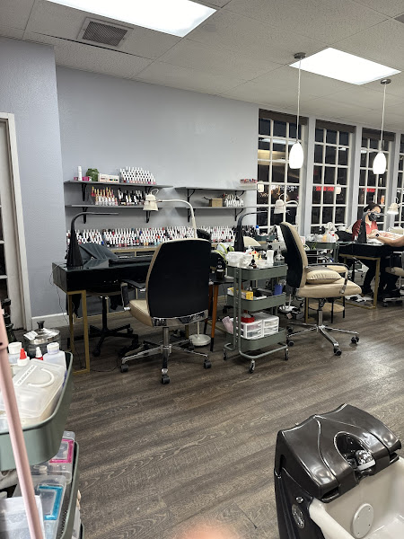 The Nail Bar 1