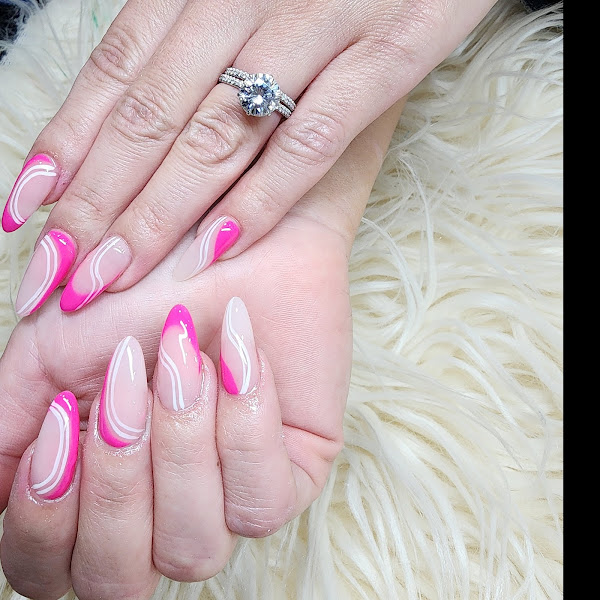 Unique Nails 4