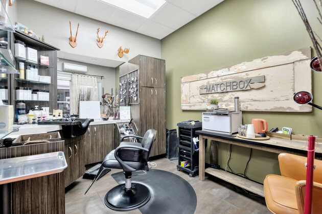 Sola Salons 2