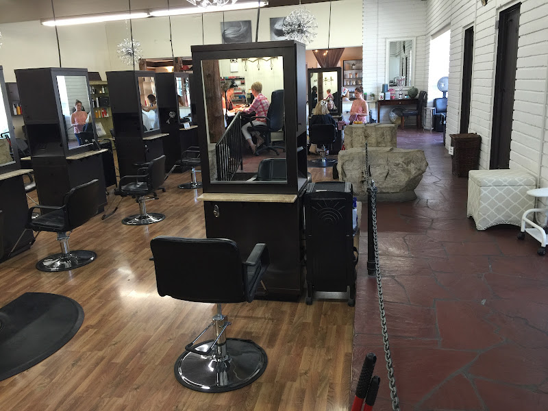 AGENCY the Salon 4