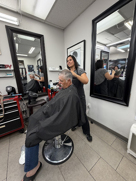 Stonecreek Plaza Barber Shop 4