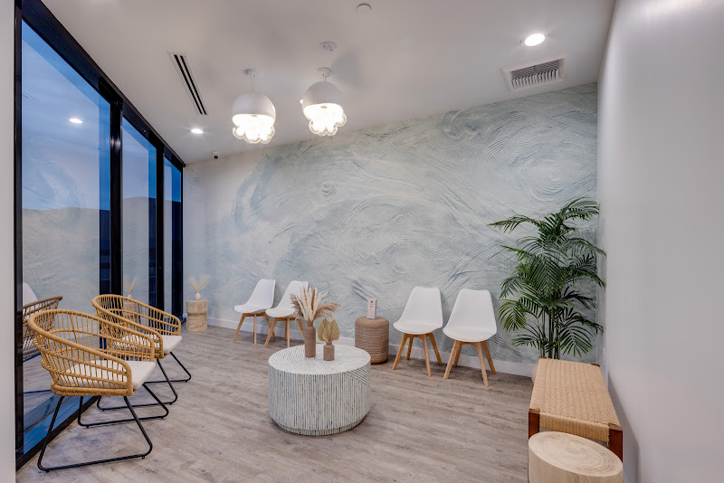 Metropolis Dermatology | Costa Mesa 5