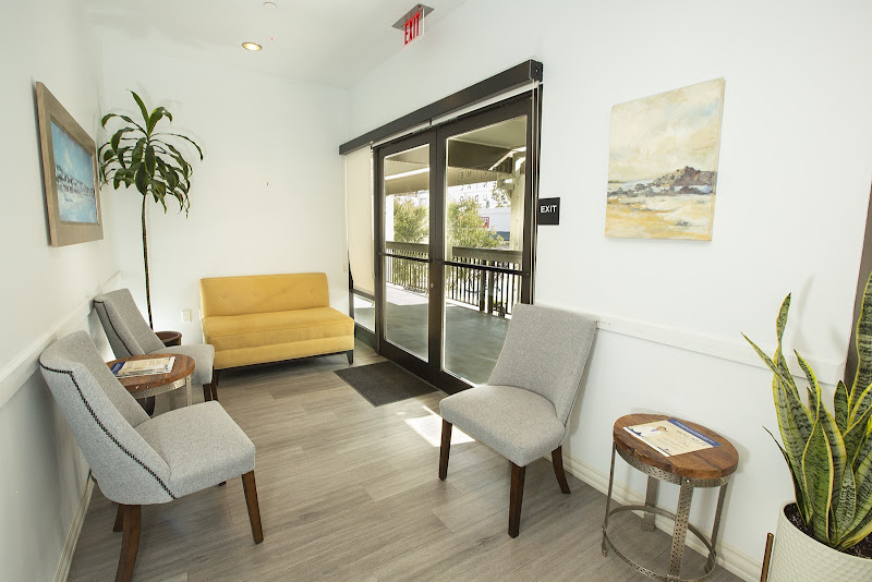 Irvine Dental Studio- Dr. Michael Diep 2