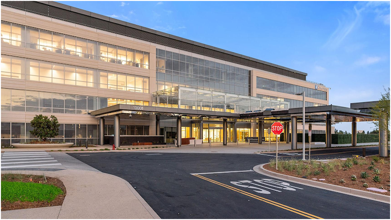 Pharmacy | Lennar Foundation Cancer Center