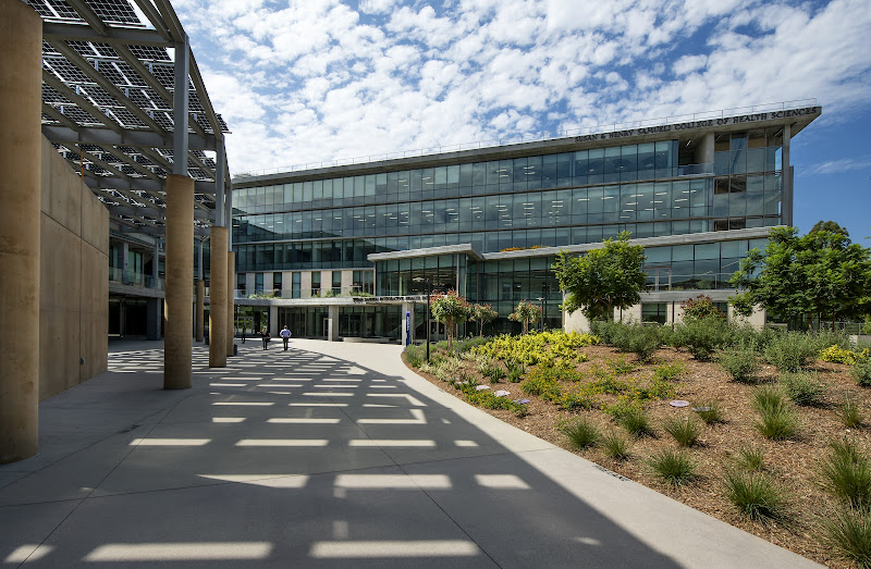 UC Irvine School of Pharmacy & Pharmaceutical Sciences 2