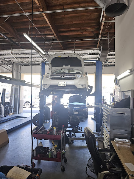 V-Tech Automotive 2