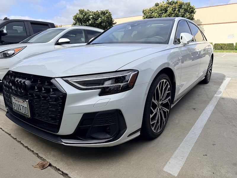 JS Auto & Collision Center 4