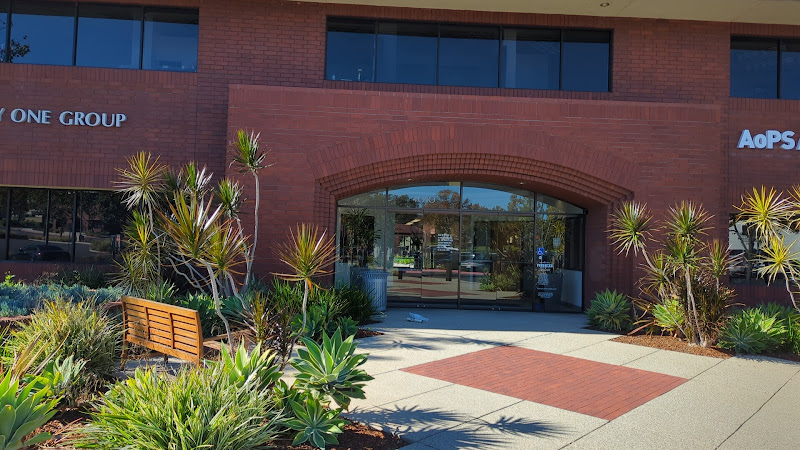 Realty ONE Group West - Irvine 3