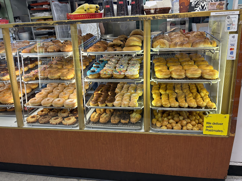 Donuts King bakery 1
