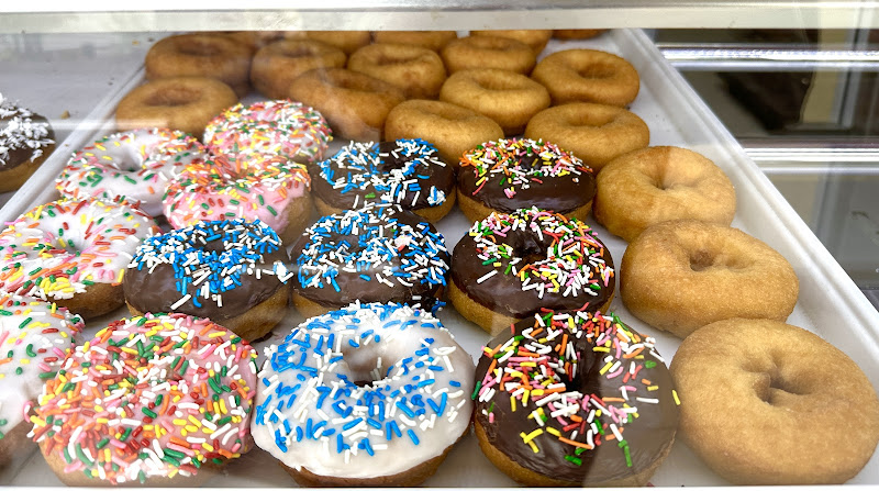 D K's Donuts 4