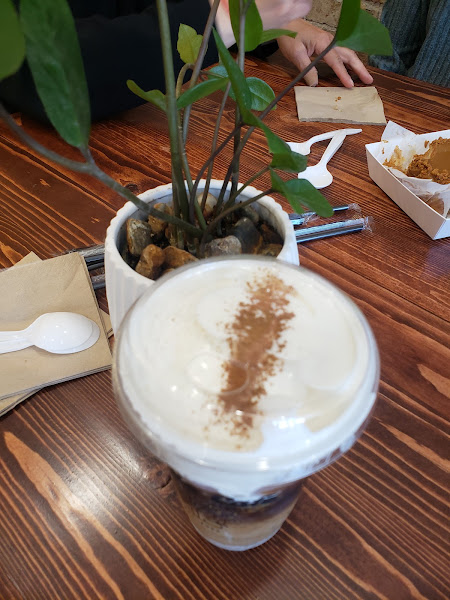 Cassie Café 4