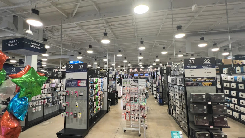 Micro Center 2