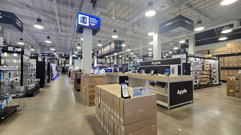 Micro Center 5