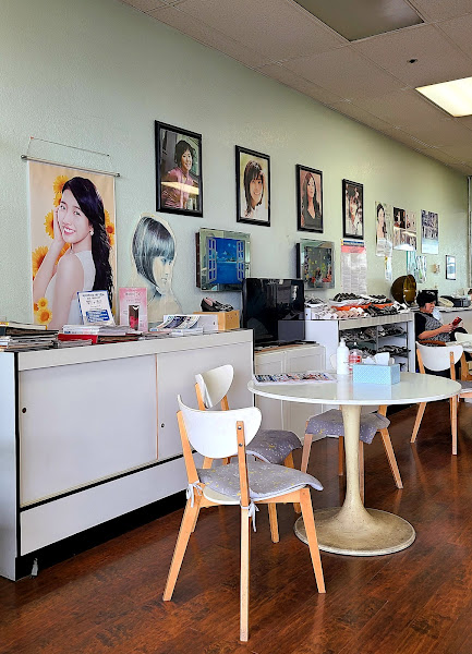 Delerbang Hair Salon 2