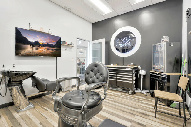 Sola Salons 2