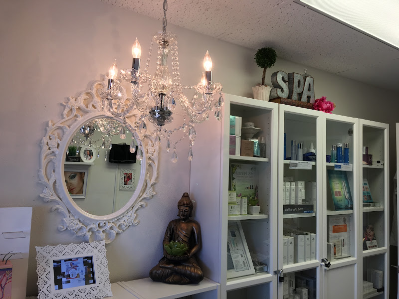 818 Skincare Studio 4