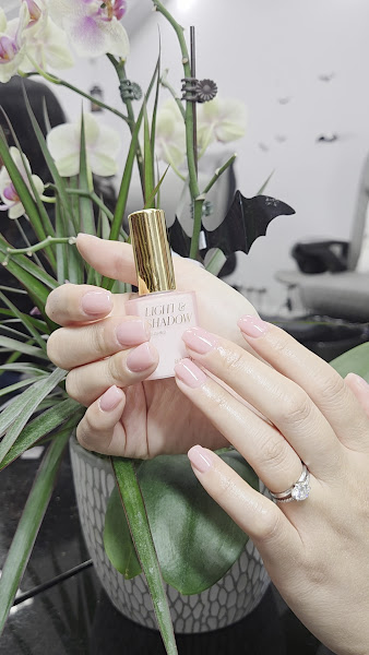 Holly's Nail Bar 2