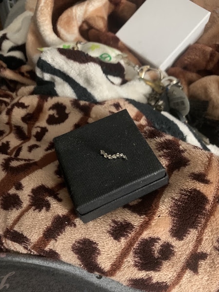 Jewelry Exchange Call Center | Tustin Diamond Superstore. 1