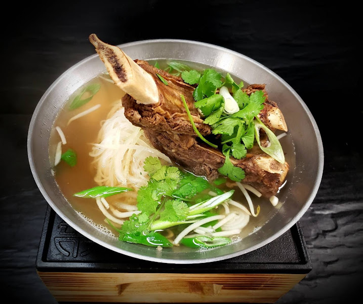 The Sisters Cafe Vietnamese & Asian Fusion (PHO) 4