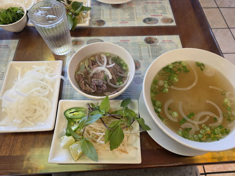Simply Phở You 3