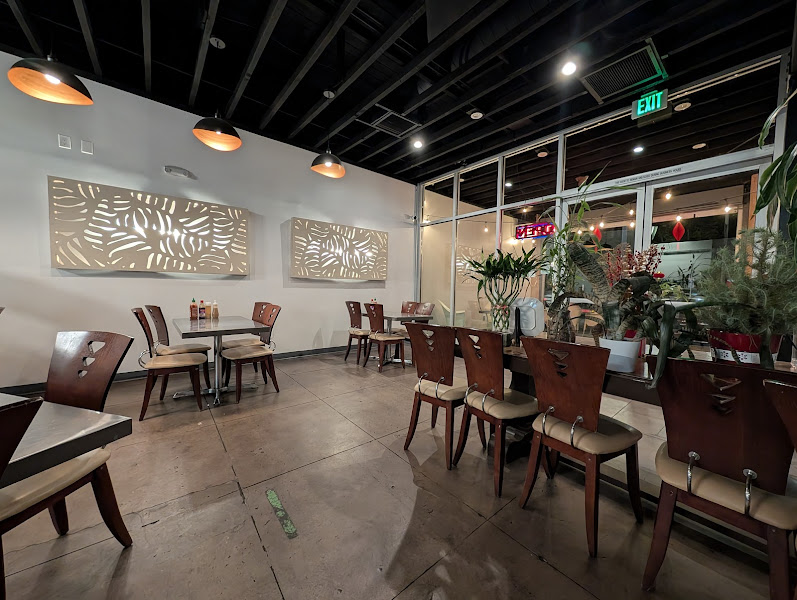 Le Pho WeHo 1