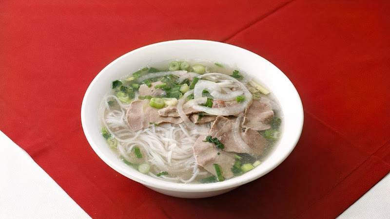 Phở Saigon Noodle & Grill 4