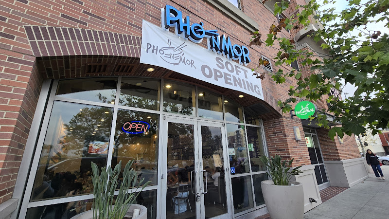Pho N Mor | Vietnamese Restaurant 1