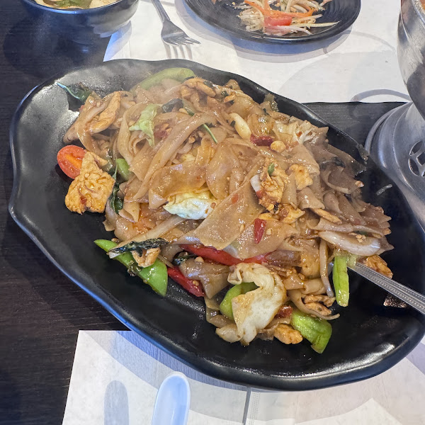 Pad Thai On Beverly 4