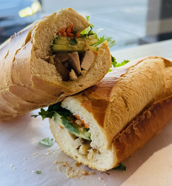 Goi Vietnamese Eats 5