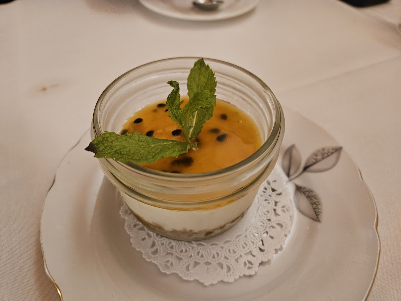 Si Laa Thai Dining 3