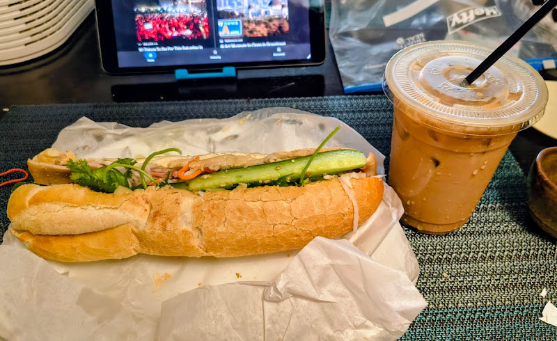 Banh Mi My Tho Vietnamese Sandwich 4