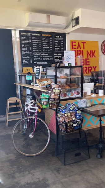 Lokal Sandwich Shop 2