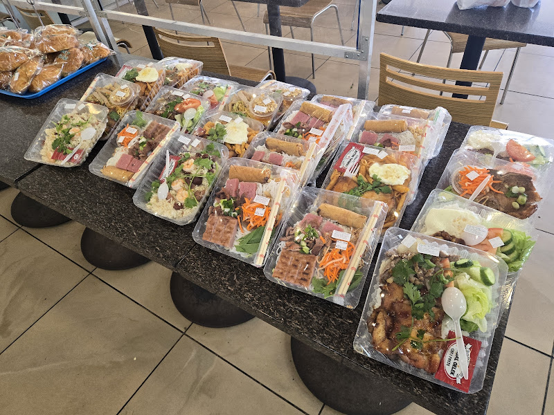 Banh Mi Che Cali 1