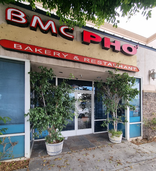 Banh Mi Che Cali BMC Pho 1