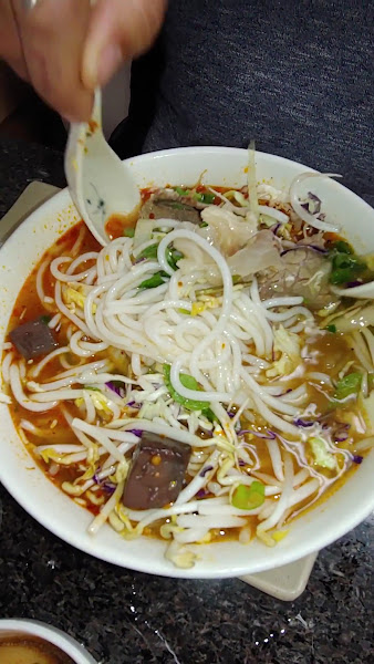 Banh Mi Che Cali 2