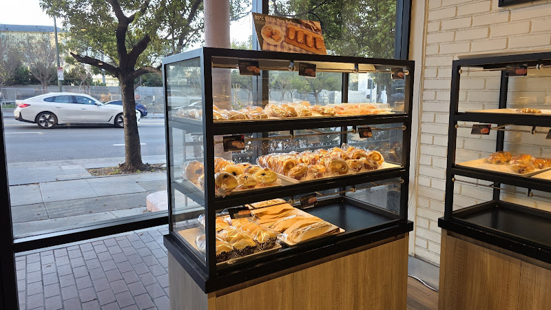85°C Bakery Cafe-Koreatown 5