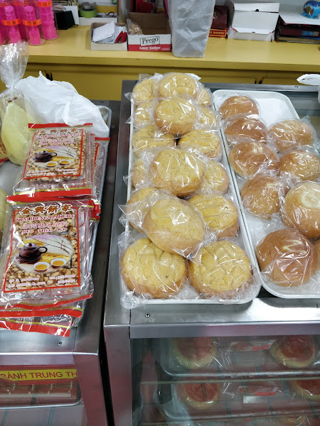 Kim Hung Bakery 2